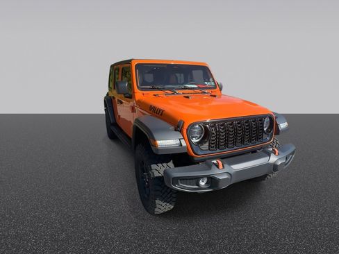 Used 2025 Jeep Wrangler Unlimited Sport AWD/4WD image 3