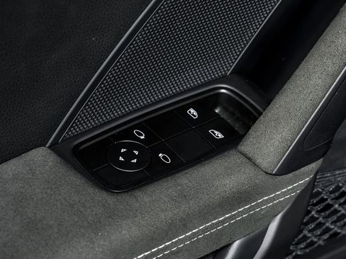 Used 2025 Porsche 911 GT3 RS image 10