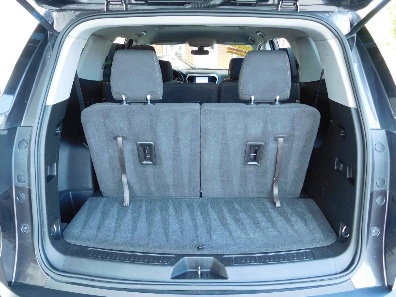 Used 2019 GMC Acadia SLE FWD image 15