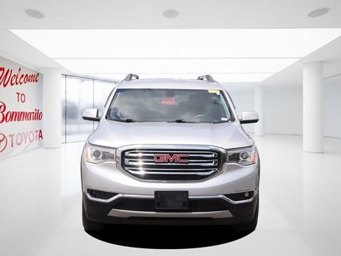 Used 2019 GMC Acadia SLT FWD image 4