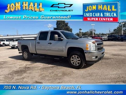 Used 2013 Chevrolet Silverado 3500 LT w/ Interior Plus Package image 16