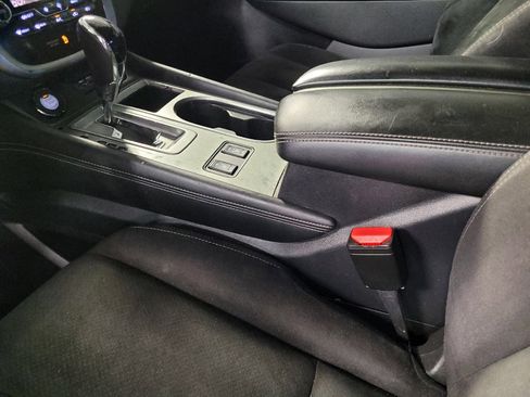 Used 2019 Nissan Murano SV w/ Premium Package image 26