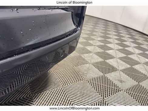 New 2025 Lincoln Navigator L Reserve w/ Jet Appearance Package image 16