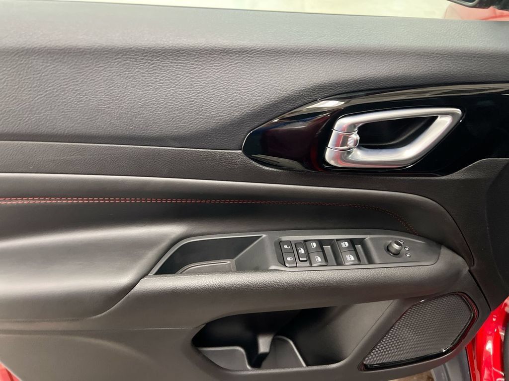 New 2026 Jeep Compass Trailhawk AWD/4WD image 19