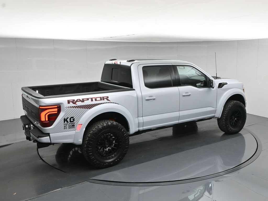 Used 2025 Ford F150 Raptor AWD/4WD image 40