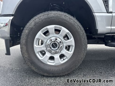 Used 2024 Ford F250 XLT w/ FX4 Off-Road Package image 14