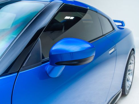 Used 2021 Nissan GT-R Premium AWD/4WD image 24
