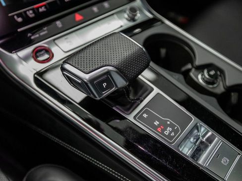 Used 2022 Audi S7 Prestige w/ Prestige Package image 25