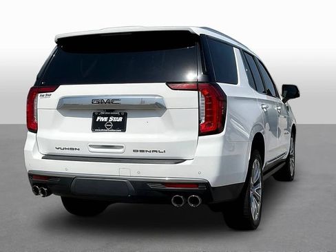 Used 2021 GMC Yukon Denali w/ Denali Premium Package RWD image 7