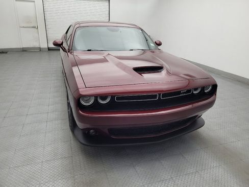 Used 2019 Dodge Challenger GT RWD image 14