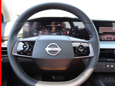 New 2025 Nissan Murano SL image 20