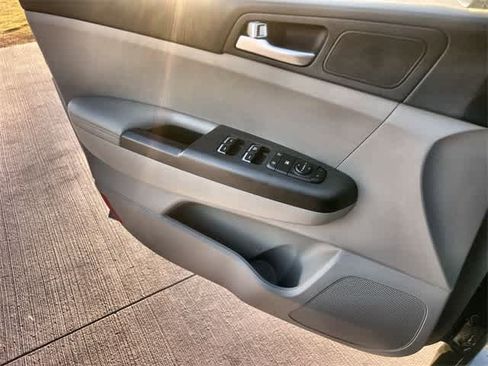 Used 2022 Kia Sportage LX image 30