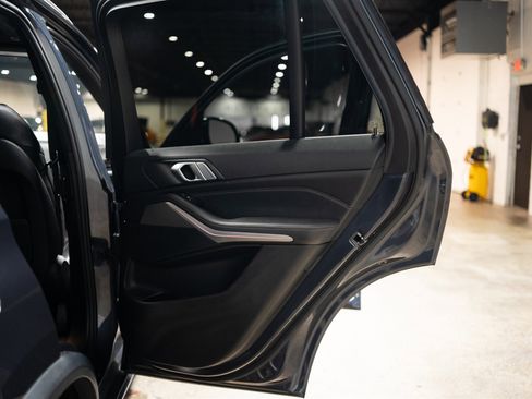 Used 2019 BMW X5 xDrive40i w/ Convenience Package image 40