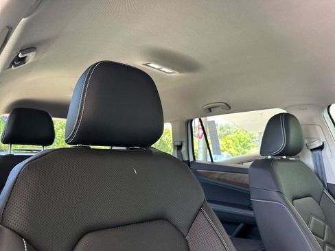 New 2026 Volkswagen Atlas SE FWD image 17