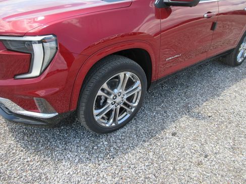 New 2025 GMC Acadia Denali image 13