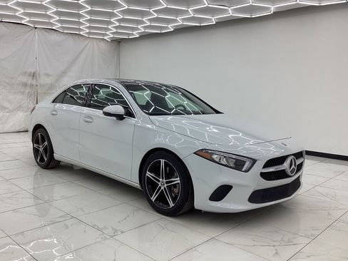 Used 2020 Mercedes-Benz A 220 w/ Premium Package image 7