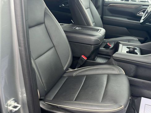 Used 2023 Chevrolet Tahoe Premier w/ Premium Package 2 image 35