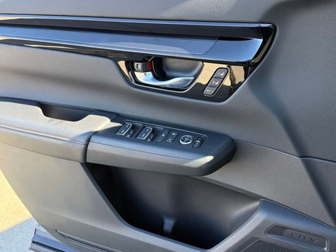 Certified 2026 Honda CR-V Sport Touring image 31