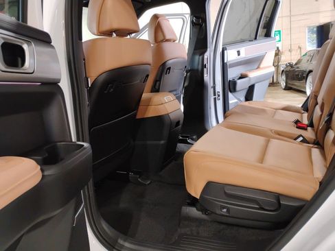 New 2026 Hyundai Santa Fe Limited image 18