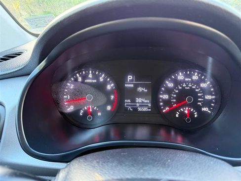 Used 2019 Kia Rio S image 24