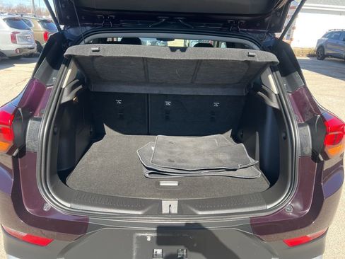 Used 2020 Buick Encore GX Select image 11