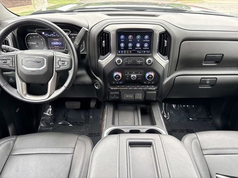 Used 2022 GMC Sierra 1500 Denali w/ Denali Premium Package AWD/4WD image 30