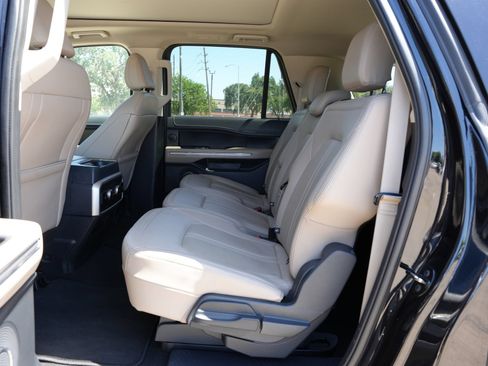 Used 2024 Ford Expedition Max Limited RWD image 20