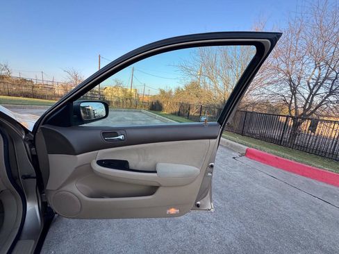Used 2006 Honda Accord LX image 20