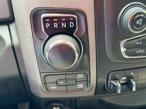 Used 2019 RAM 1500 Express w/ Wheel & Sound Group AWD/4WD image 7