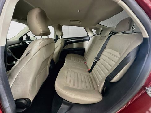 Used 2018 Ford Fusion S FWD image 25