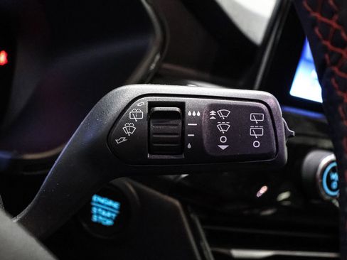 Certified 2025 Ford Escape ST-Line image 36