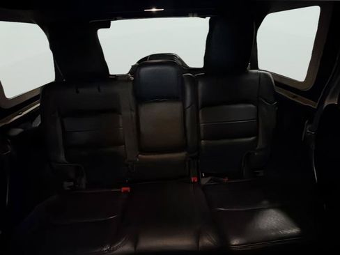 Used 2019 Jeep Wrangler Unlimited Sahara AWD/4WD image 24