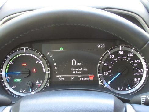 Certified 2025 Toyota Highlander XLE AWD/4WD image 25