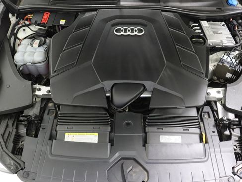 Used 2019 Audi Q8 Premium w/ Convenience Package image 41