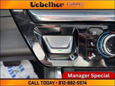 Used 2024 GMC Sierra 2500 Denali w/ Denali Reserve Package image 23