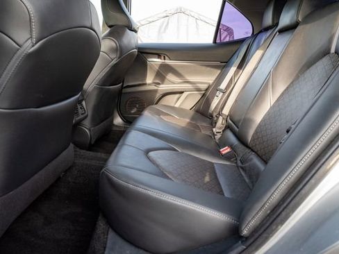 Used 2018 Toyota Camry XSE w/ Four Season Floor Mat Package FWD image 27