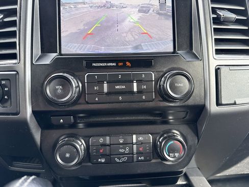 Used 2016 Ford F150 XLT w/ Equipment Group 302A Luxury AWD/4WD image 22