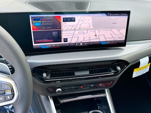 New 2026 BMW 330i Sedan w/ M Sport Package RWD image 9