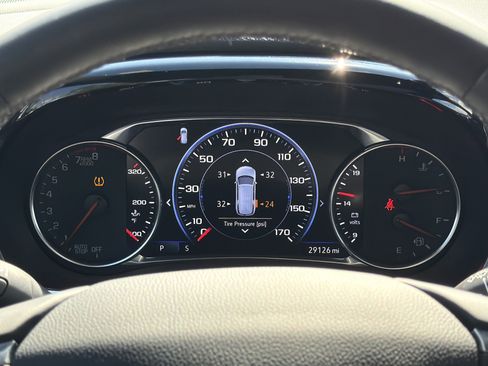 Used 2023 Chevrolet Traverse High Country image 28