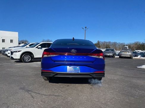 Certified 2023 Hyundai Elantra SEL w/ Convenience Package image 5