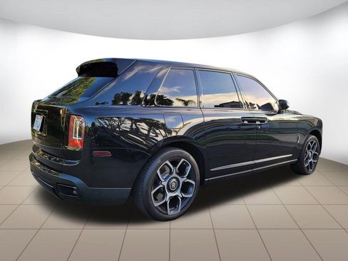 Used 2021 Rolls-Royce Cullinan Black Badge image 7