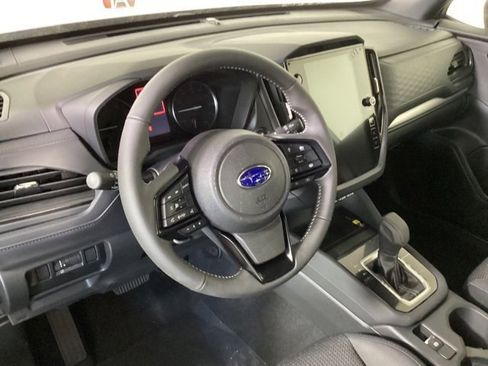 Used 2025 Subaru Forester Premium image 9
