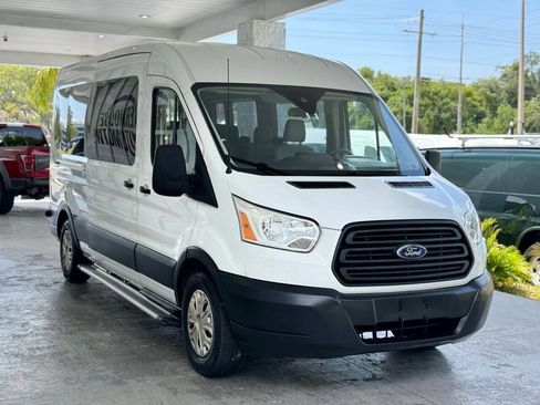 Used 2019 Ford Transit 350 XLT RWD image 3