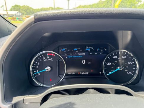 Used 2022 Ford F250 Lariat w/ Lariat Value Package AWD/4WD image 32