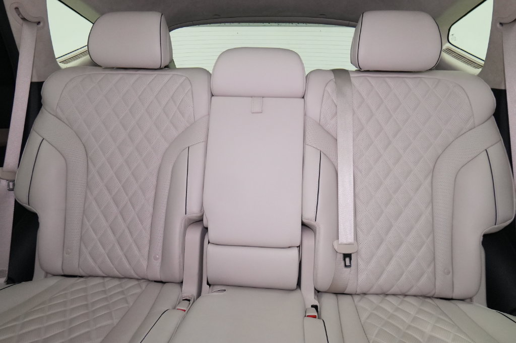 Used 2022 Genesis GV80 3.5T w/ Prestige Package 07 AWD/4WD image 23