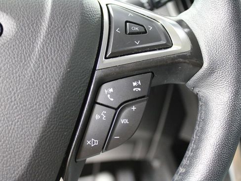 Used 2024 Ford Edge Titanium image 40