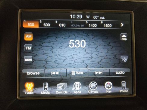 Used 2017 Jeep Grand Cherokee Overland image 25