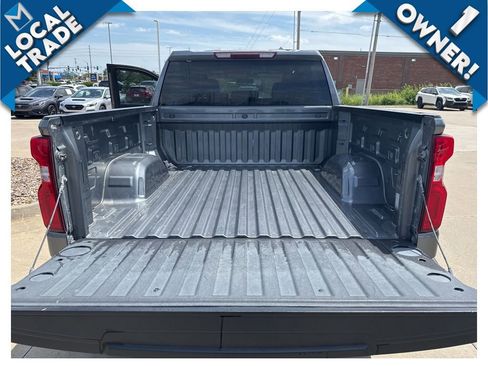Used 2020 Chevrolet Silverado 1500 Custom w/ Custom Value Package AWD/4WD image 25