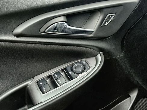 Used 2024 Chevrolet Malibu LT FWD image 16