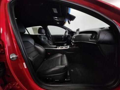 Used 2018 Kia Stinger GT2 w/ Paint Protection Package image 24